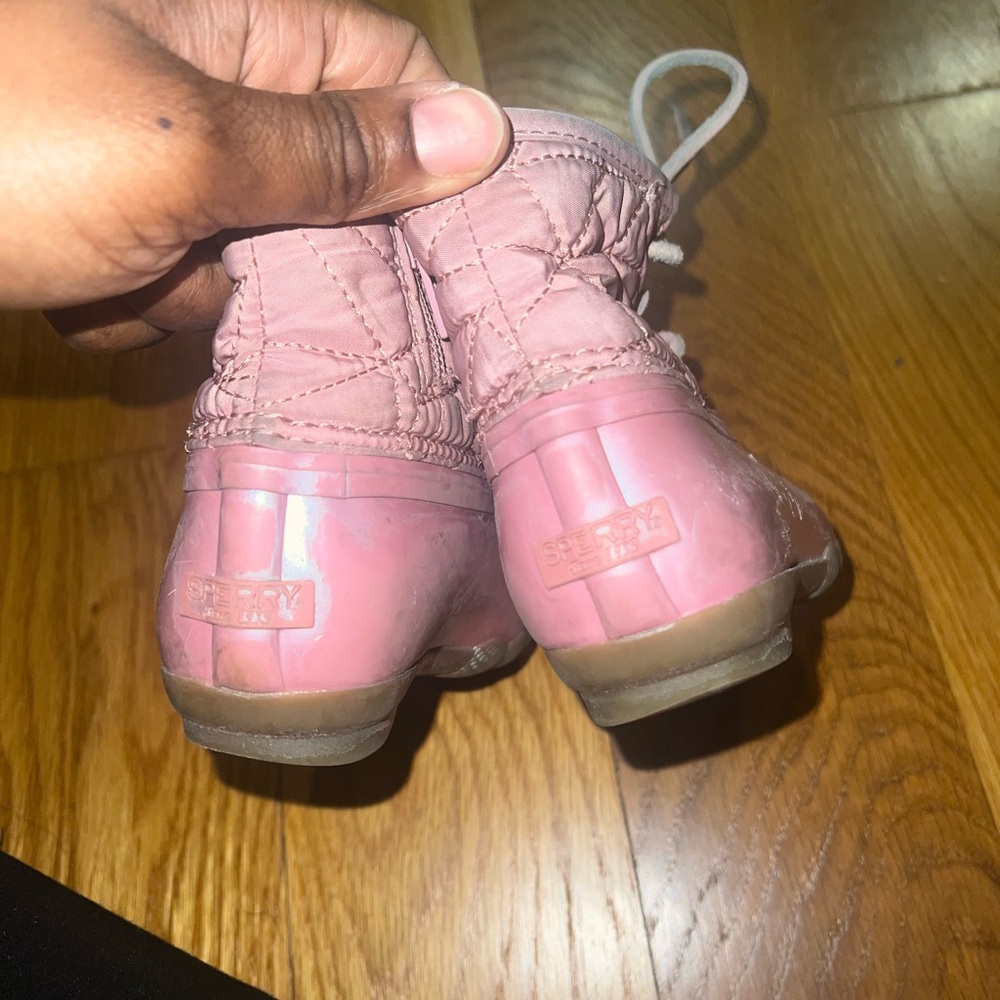 Pink toddler Sperrys
